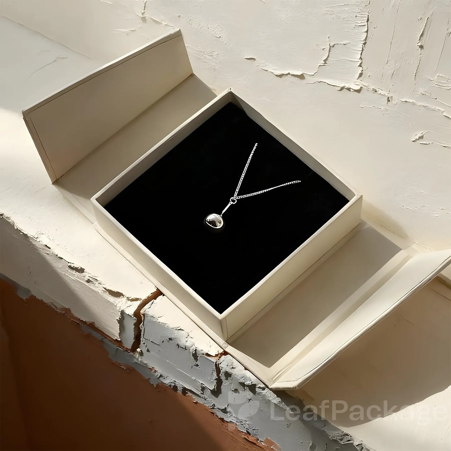 Custom Diagonal Magnetic Jewelry Boxes