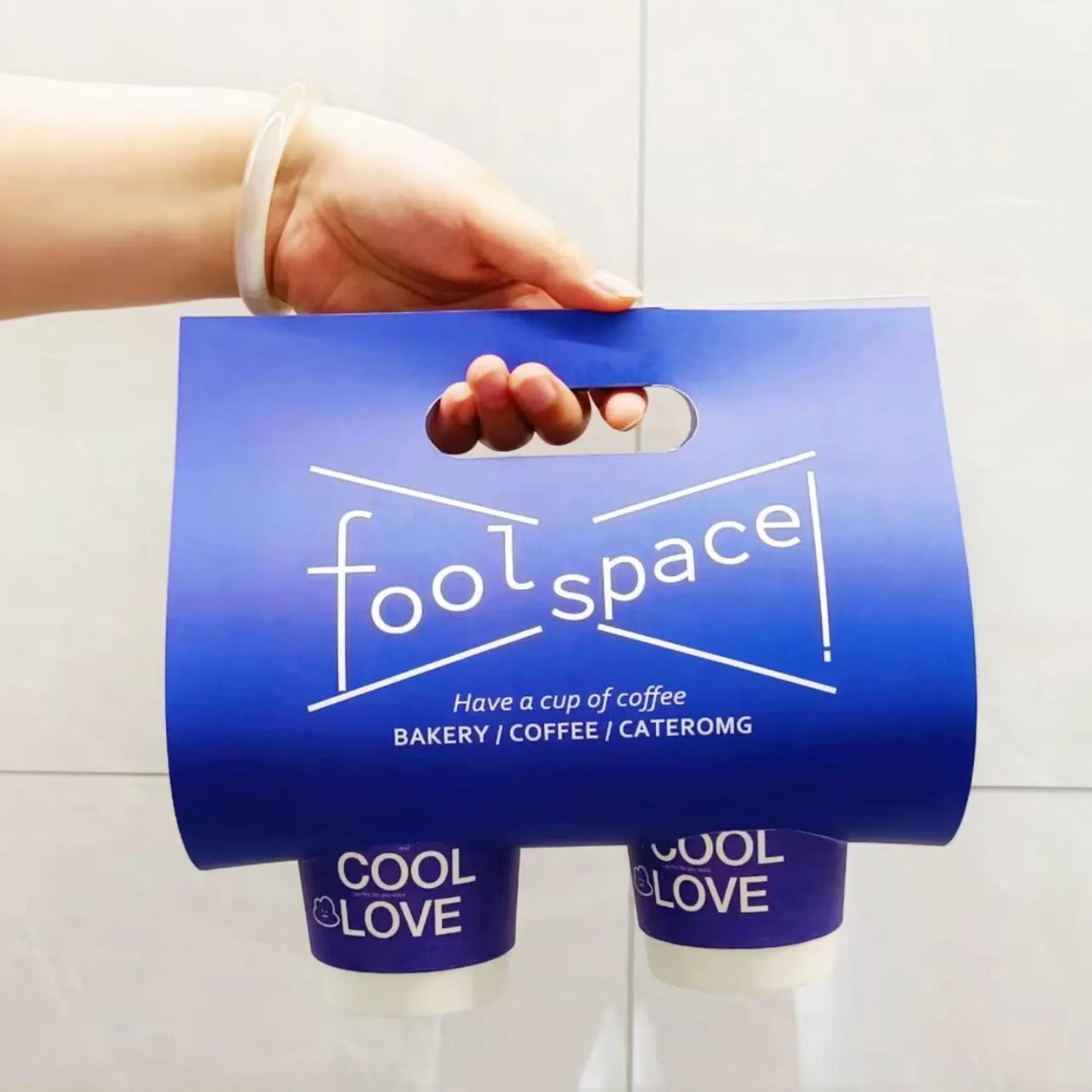 Custom One-Piece Cup Carrier with Handles