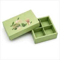 Green mochi and tea lid and base gift box