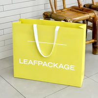 Custom Luxury Paper Shopping Bags with Handles