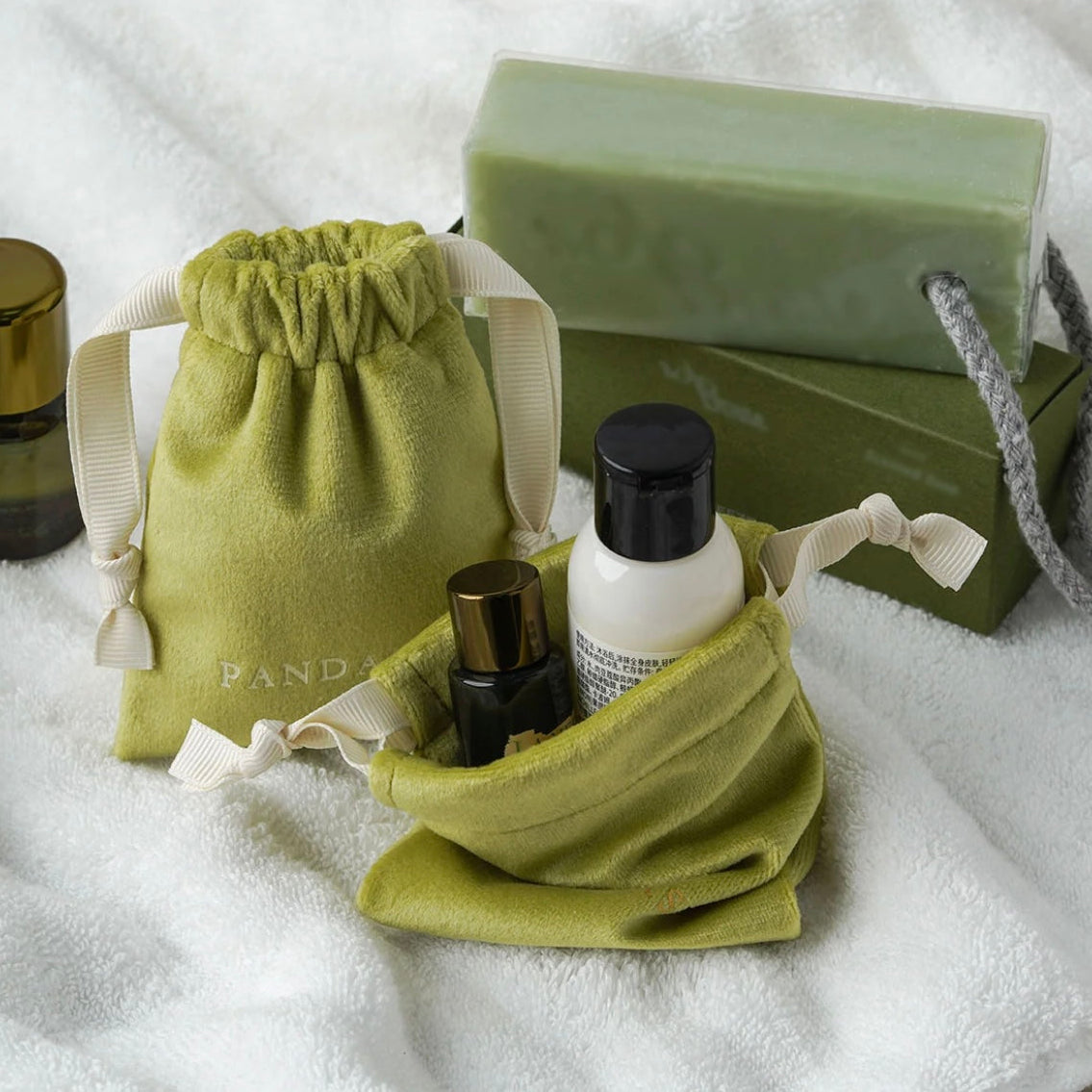 Custom velvet drawstring bag