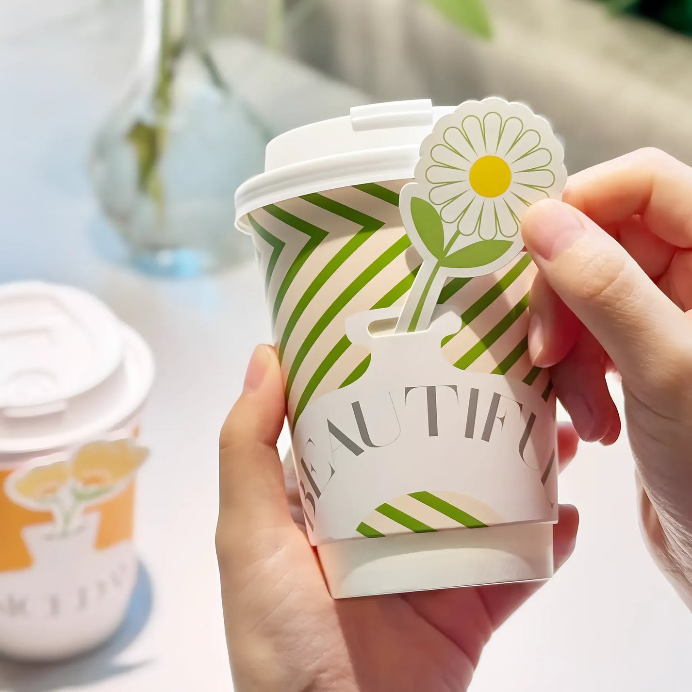 カスタムフローラルコーヒーカップ