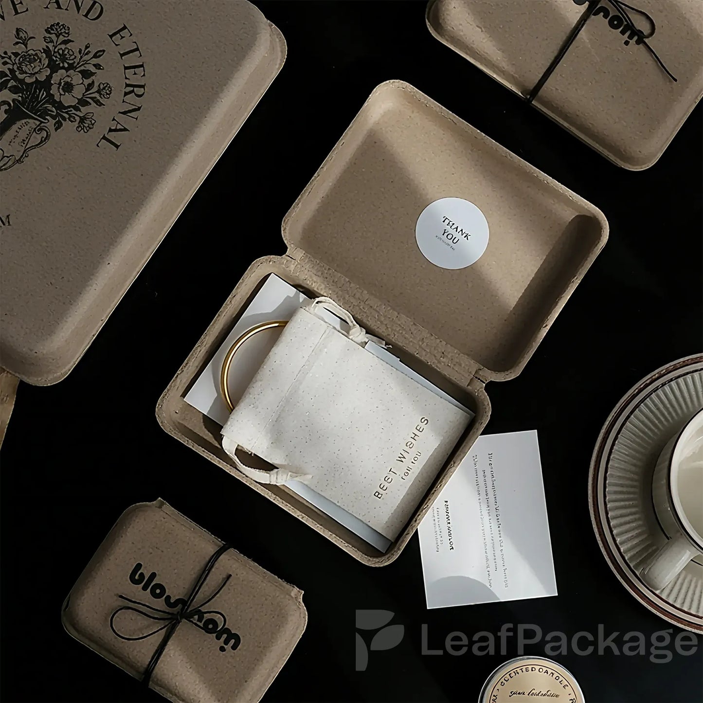 Elegant custom recyclable gift box combining eco materials and premium craftsmanship, perfect for gifts, retail, or product packaging.