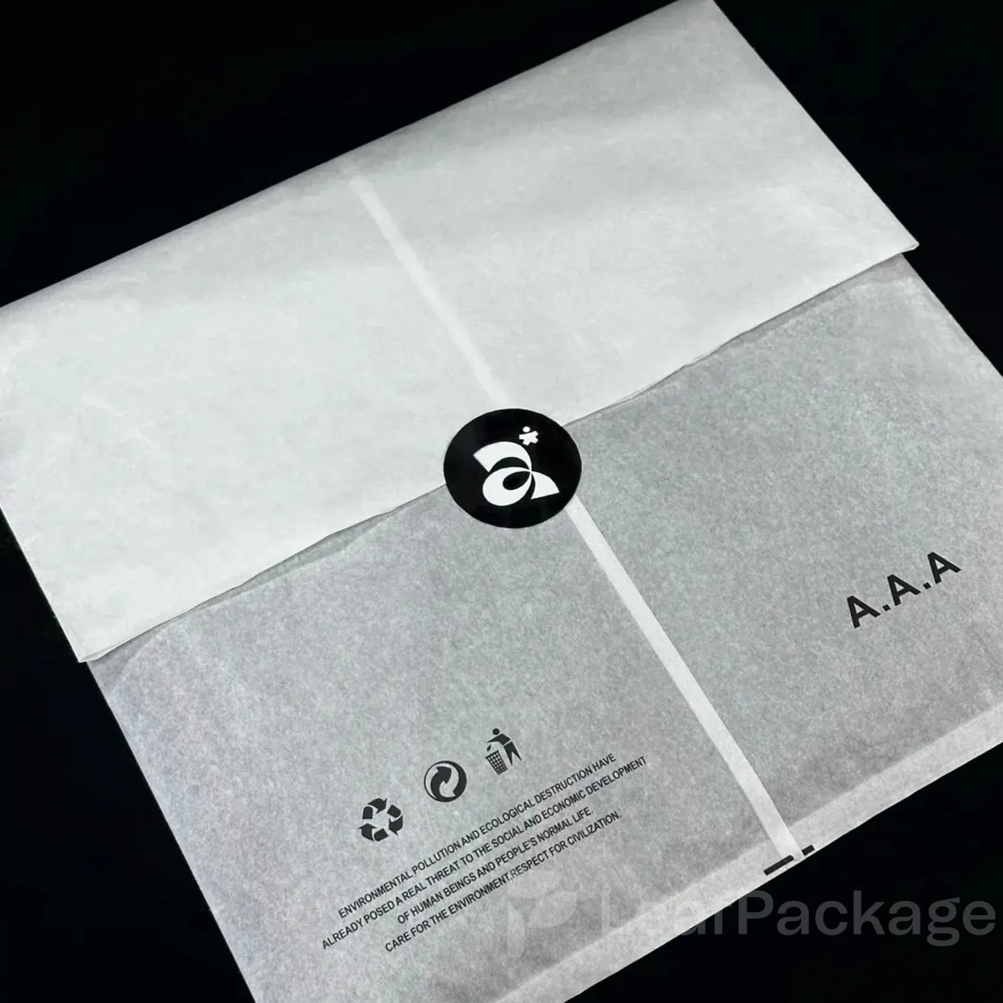 - Sustainable tissue paper clothing bags, ideal for eco-conscious apparel brands and boutiques.