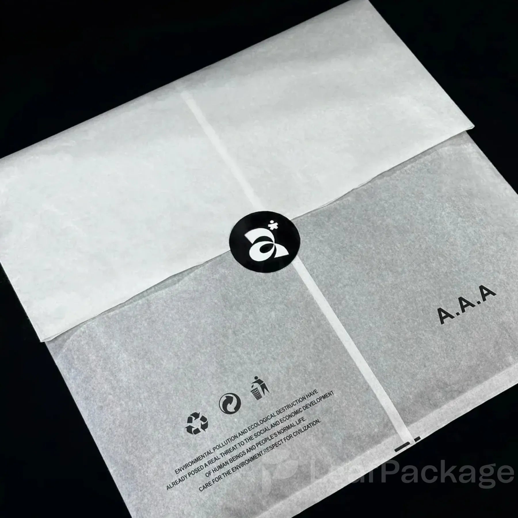 - Sustainable tissue paper clothing bags, ideal for eco-conscious apparel brands and boutiques.