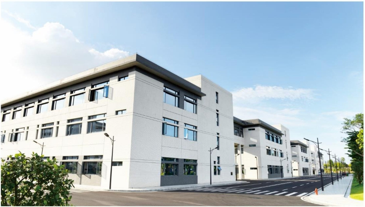 LeafPackage manufacturing facility exterior
